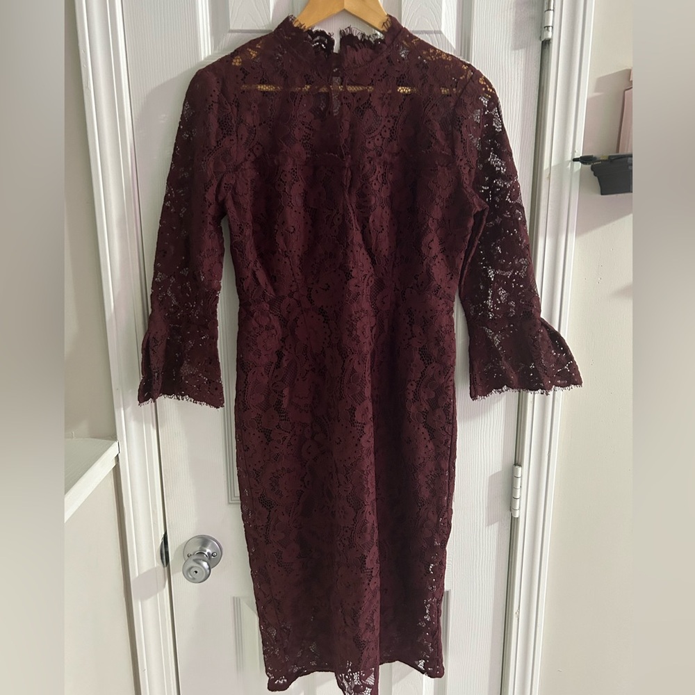 Elegant Burgundy Lace Dress